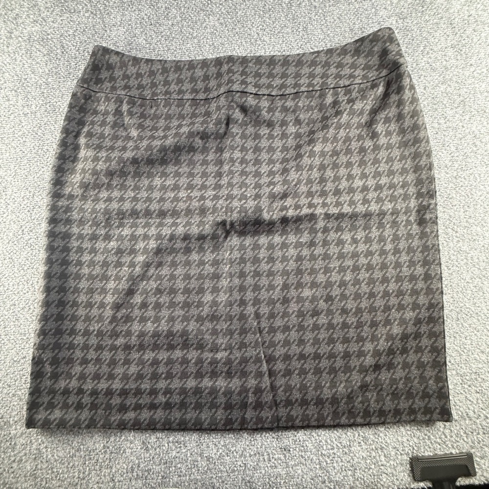 Halogen Grey Black Houndstooth Pencil Skirt Size 16 Career Professional Stretch
